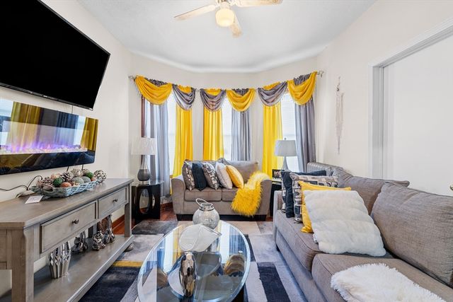 8 Elder St, Boston, MA 02125