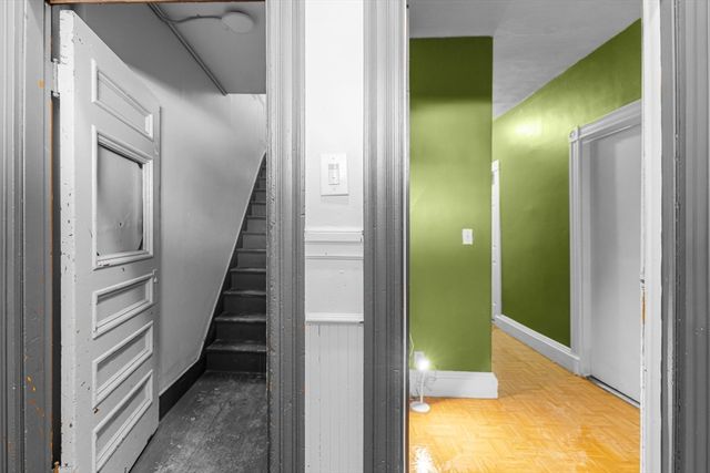 8 Elder St, Boston, MA 02125