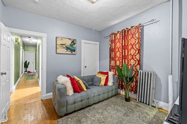 8 Elder St, Boston, MA 02125