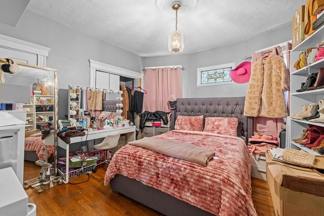 8 Elder St, Boston, MA 02125