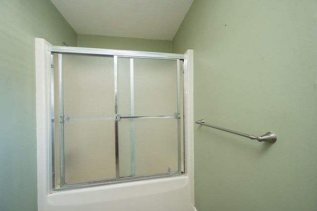 202 Beacon Hill Road, Pembroke, NH 03275