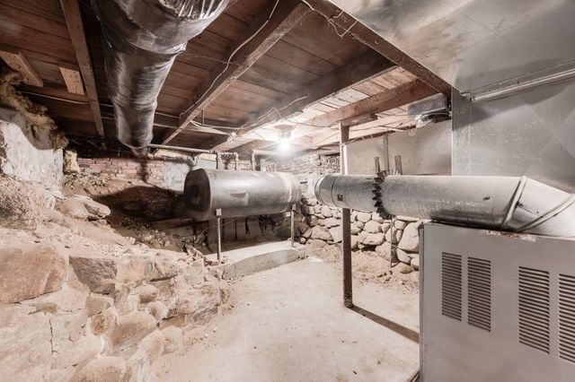 202 Beacon Hill Road, Pembroke, NH 03275