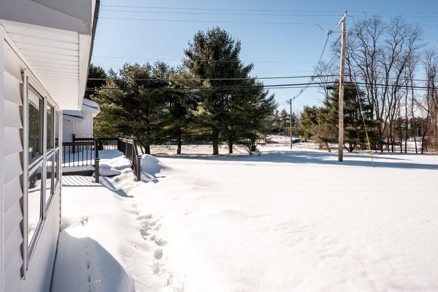 202 Beacon Hill Road, Pembroke, NH 03275