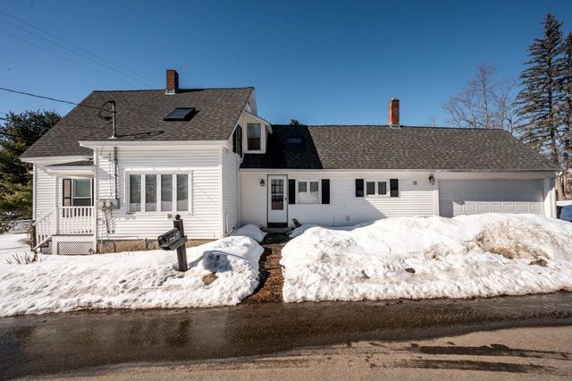 202 Beacon Hill Road, Pembroke, NH 03275