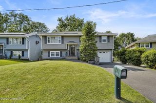 23 Hialeah Drive, Troy, NY 12182