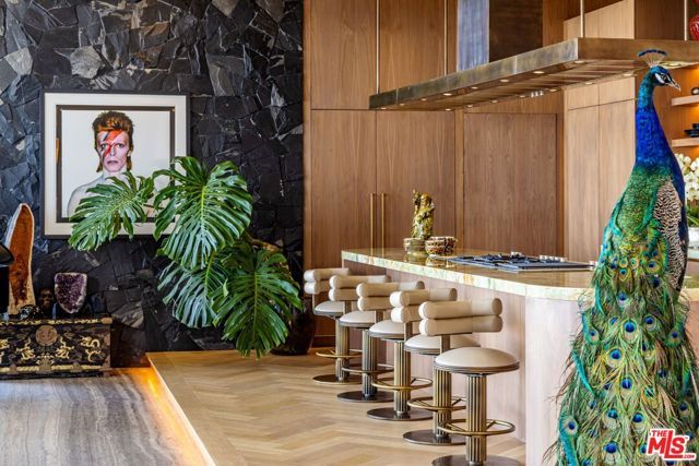 1851 N Stanley Avenue, Los Angeles, CA 90046