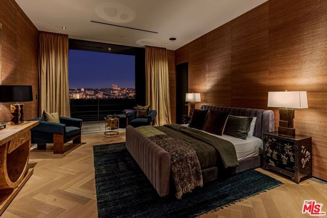 1851 N Stanley Avenue, Los Angeles, CA 90046