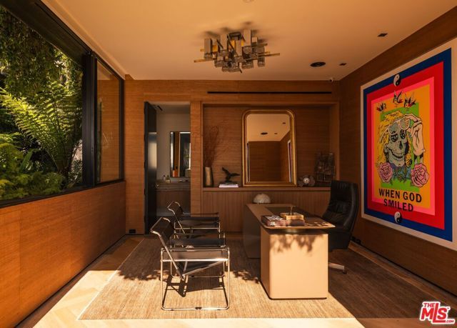 1851 N Stanley Avenue, Los Angeles, CA 90046