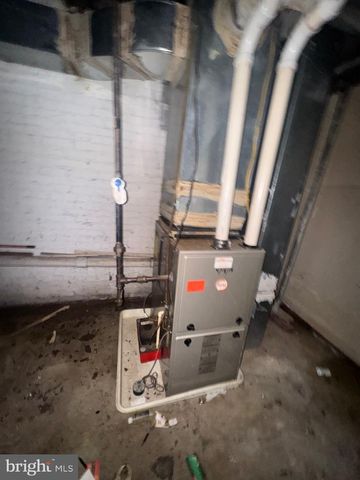 1908 E FEDERAL ST, Baltimore, MD 21213