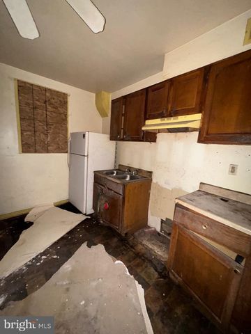 1908 E FEDERAL ST, Baltimore, MD 21213