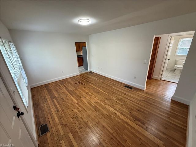 2900 S Main Street, Winston-salem, NC 27127