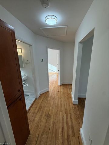 2900 S Main Street, Winston-salem, NC 27127