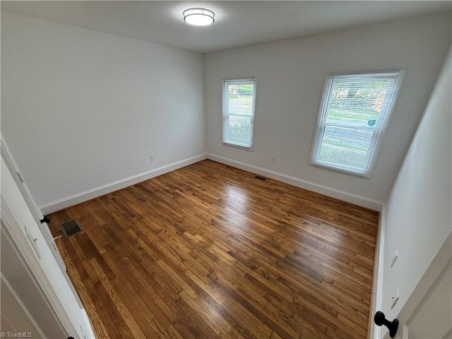 2900 S Main Street, Winston-salem, NC 27127
