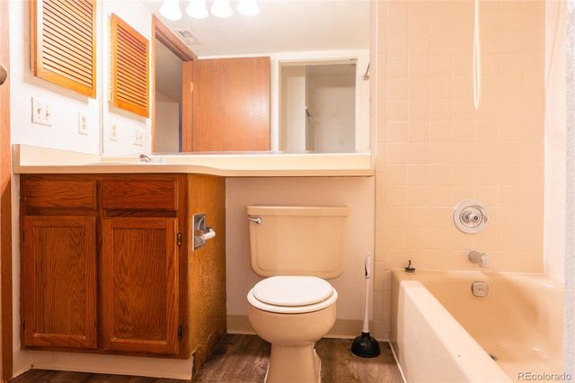 901 S Zeno Way 102, Aurora, CO 80017