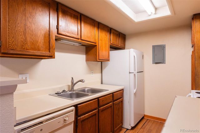 901 S Zeno Way 102, Aurora, CO 80017