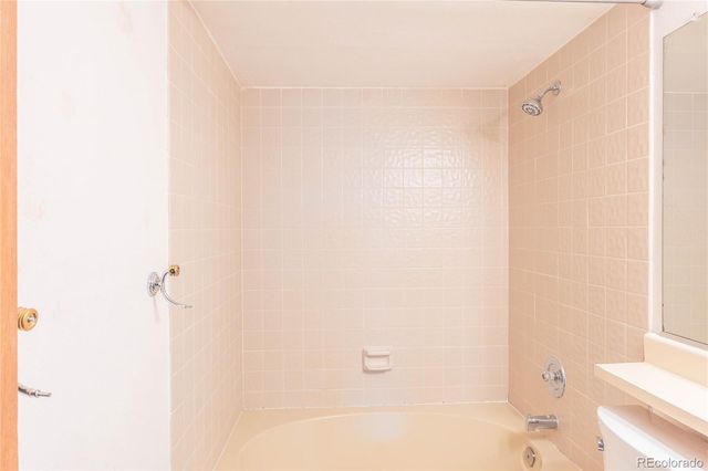 901 S Zeno Way 102, Aurora, CO 80017