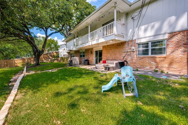 909 Edgecliff Drive, Bedford, TX 76022