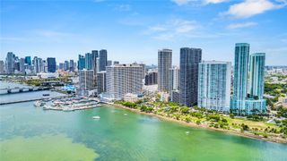 1800 N Bayshore Dr 809, Miami, FL 33132