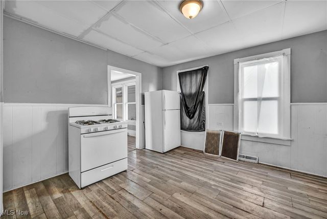 3405 Roehl Avenue, Cleveland, OH 44109