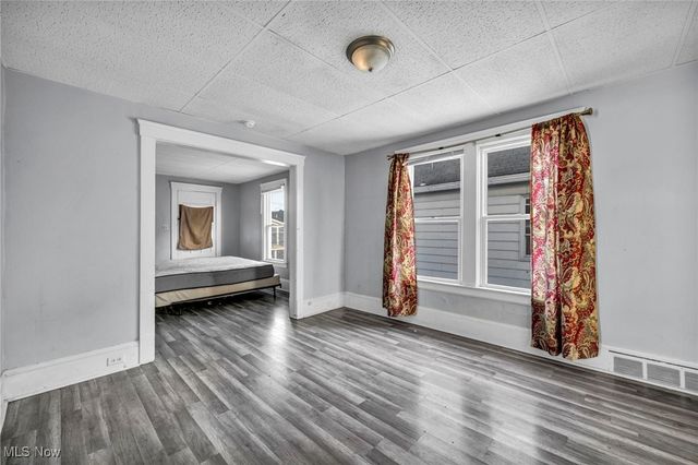 3405 Roehl Avenue, Cleveland, OH 44109