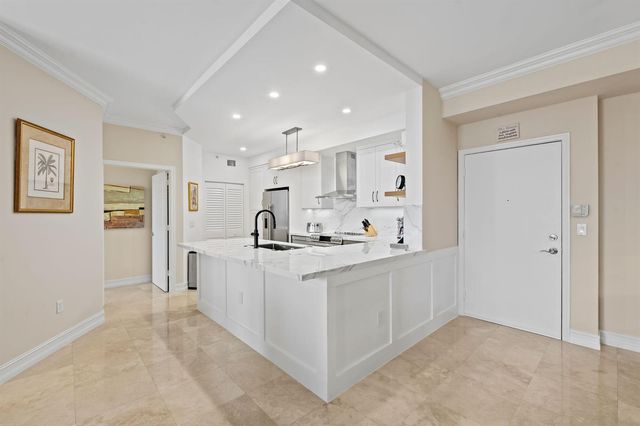 3606 S Ocean Boulevard 1004, Highland Beach, FL 33487