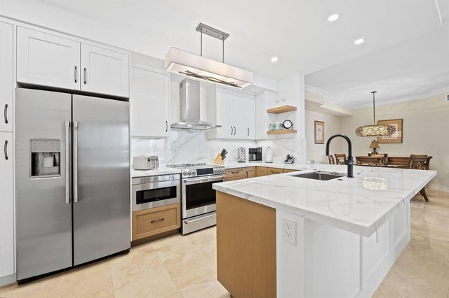 3606 S Ocean Boulevard 1004, Highland Beach, FL 33487
