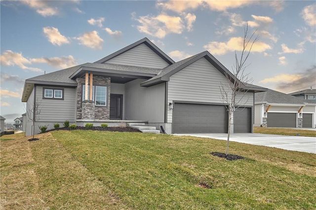 2306 W Wabash Street, Olathe, KS 66061