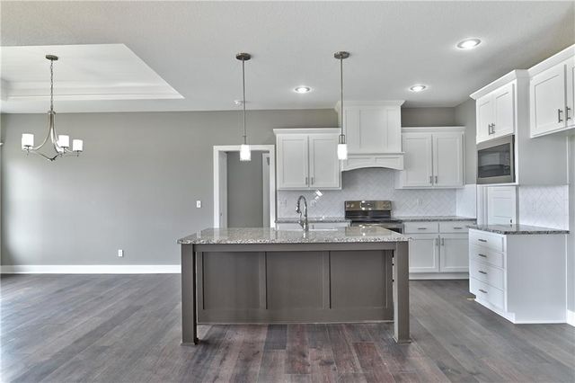 2306 W Wabash Street, Olathe, KS 66061