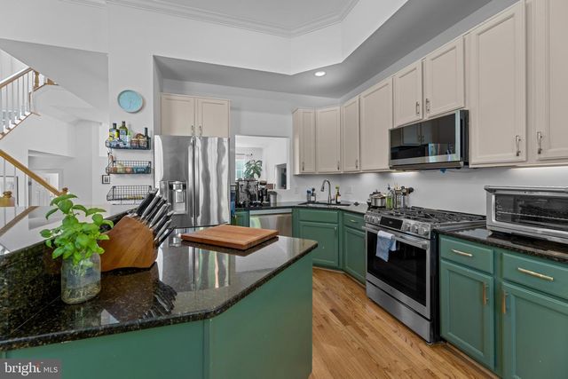 21622 MONMOUTH TER, Ashburn, VA 20147