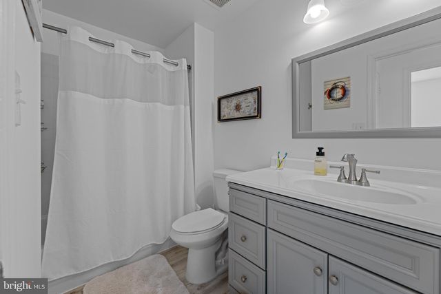 21622 MONMOUTH TER, Ashburn, VA 20147