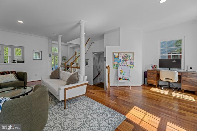 21622 MONMOUTH TER, Ashburn, VA 20147
