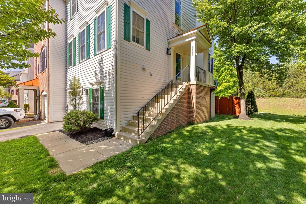 21622 MONMOUTH TER, Ashburn, VA 20147