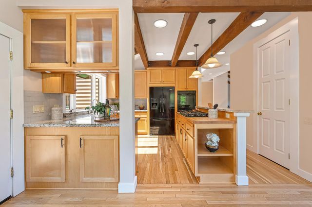 409 Olive Orchard Dr, Auburn, CA 95603
