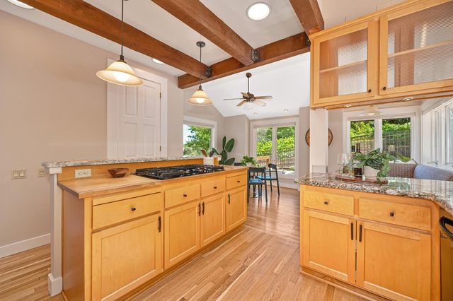 409 Olive Orchard Dr, Auburn, CA 95603