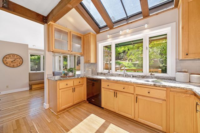 409 Olive Orchard Dr, Auburn, CA 95603