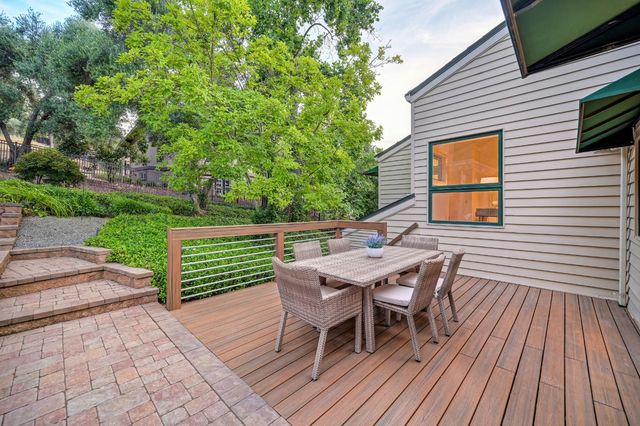 409 Olive Orchard Dr, Auburn, CA 95603