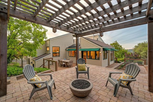 409 Olive Orchard Dr, Auburn, CA 95603