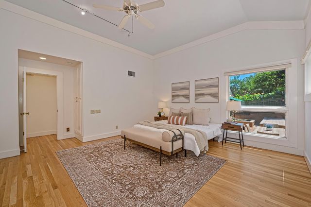 409 Olive Orchard Dr, Auburn, CA 95603