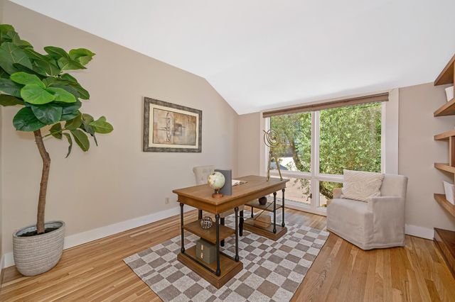 409 Olive Orchard Dr, Auburn, CA 95603