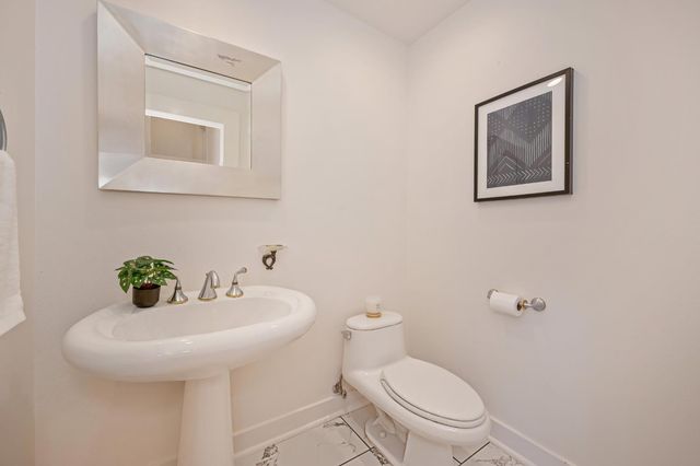 409 Olive Orchard Dr, Auburn, CA 95603