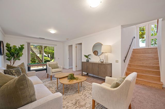 409 Olive Orchard Dr, Auburn, CA 95603
