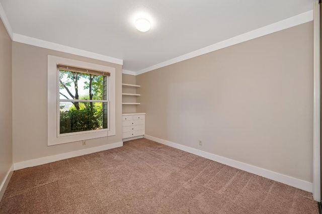 409 Olive Orchard Dr, Auburn, CA 95603