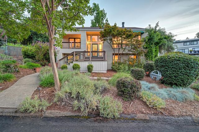 409 Olive Orchard Dr, Auburn, CA 95603