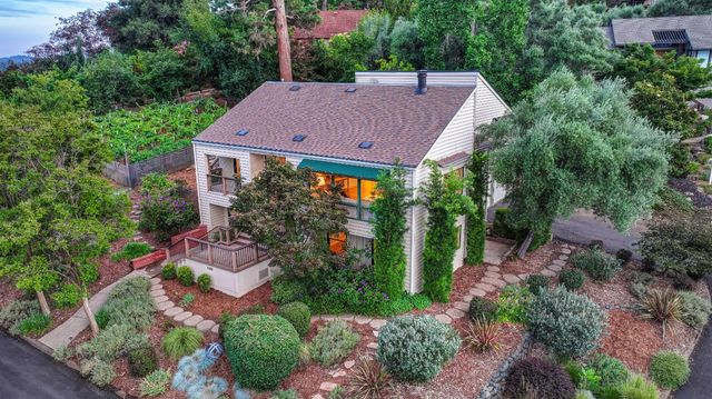 409 Olive Orchard Dr, Auburn, CA 95603