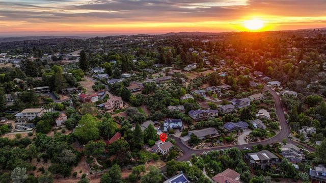 409 Olive Orchard Dr, Auburn, CA 95603