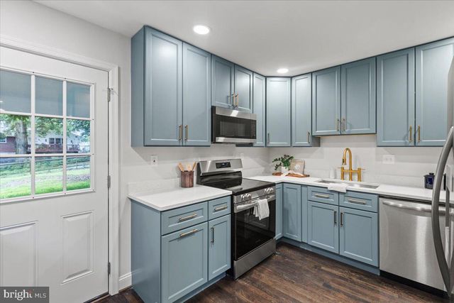 5423 EMERALD DR, Sykesville, MD 21784