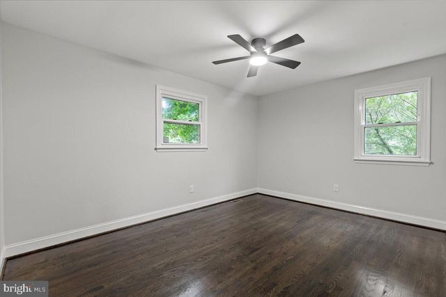 5423 EMERALD DR, Sykesville, MD 21784
