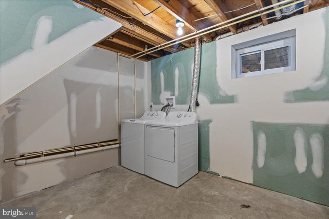 5423 EMERALD DR, Sykesville, MD 21784