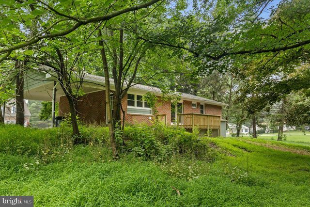 5423 EMERALD DR, Sykesville, MD 21784
