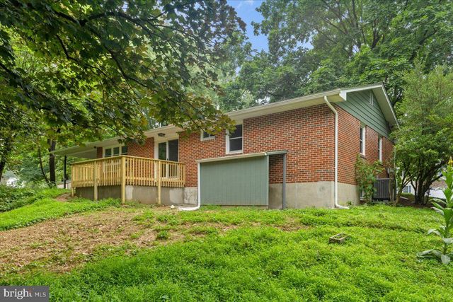 5423 EMERALD DR, Sykesville, MD 21784